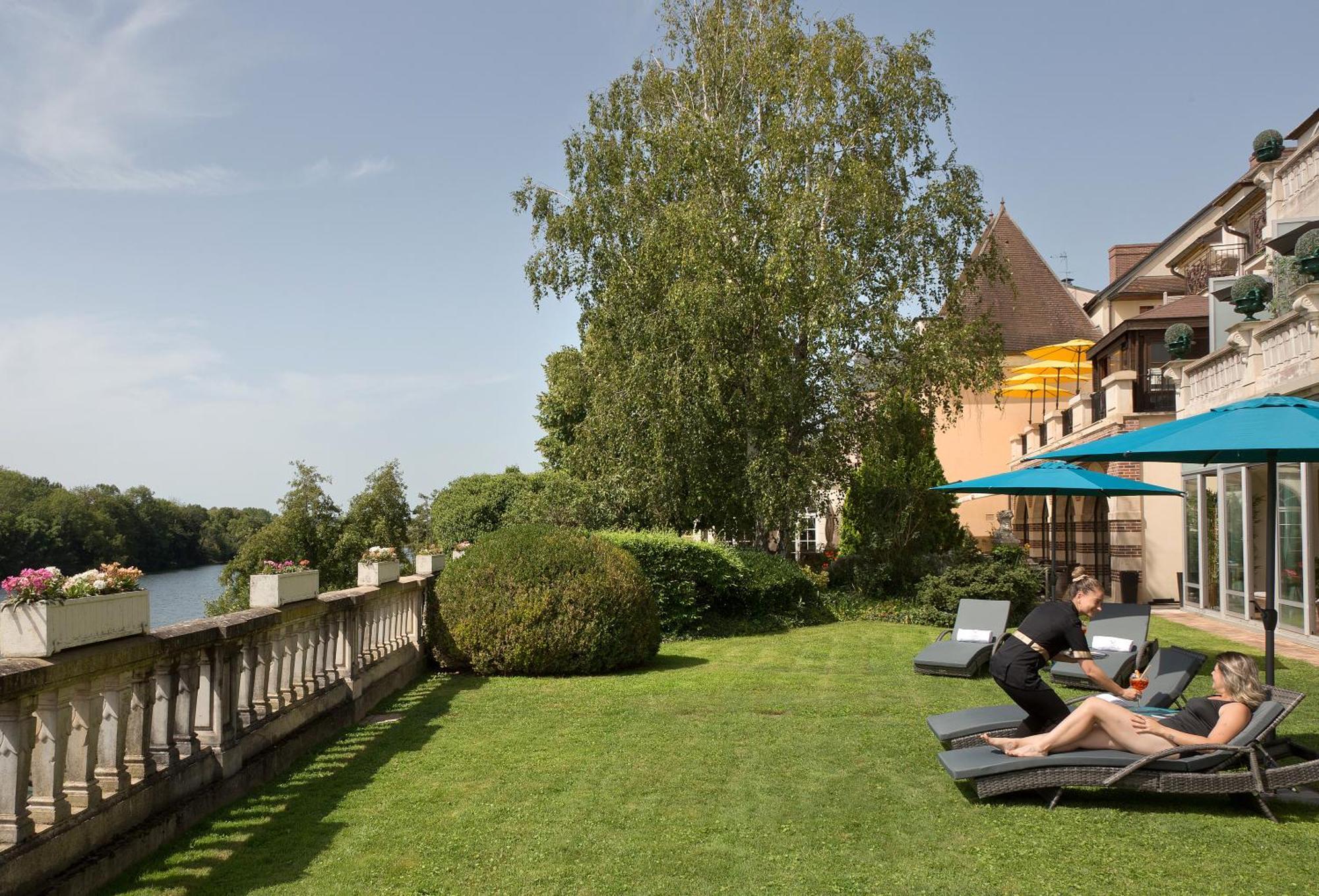 La Cote Saint Jacques Hotell Joigny Exteriör bild